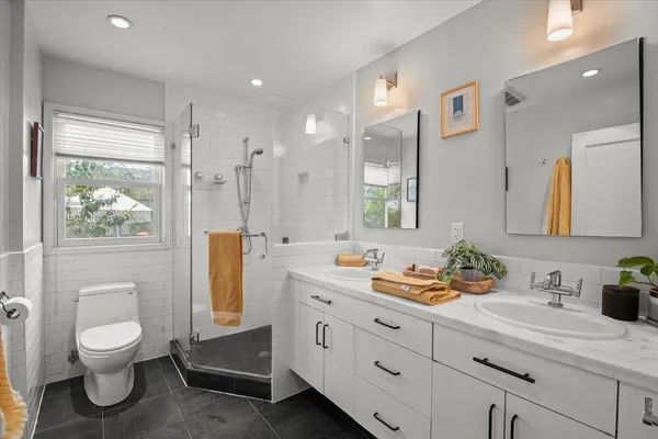 $1,495,000 | 5821 Amy Drive, Oakland, CA 94618