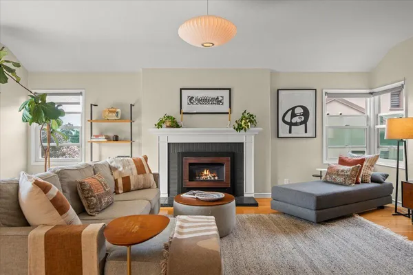 $1,495,000 | 5821 Amy Drive, Oakland, CA 94618