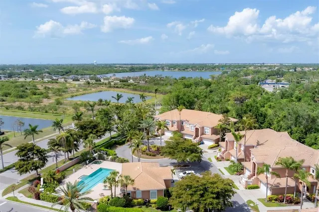 $1,150,000 | 5421 46th Court West, Bradenton, FL 34210