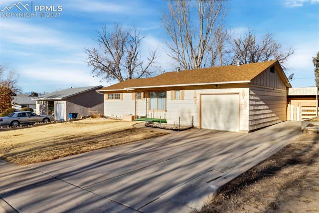 15 Scotland Road Pueblo, CO 81001 - Photo 2 of 48 Gallery Image 2