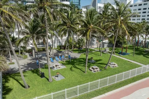 $1,290,000 | 6301 Collins Avenue, Unit 2705, Miami Beach, FL 33141