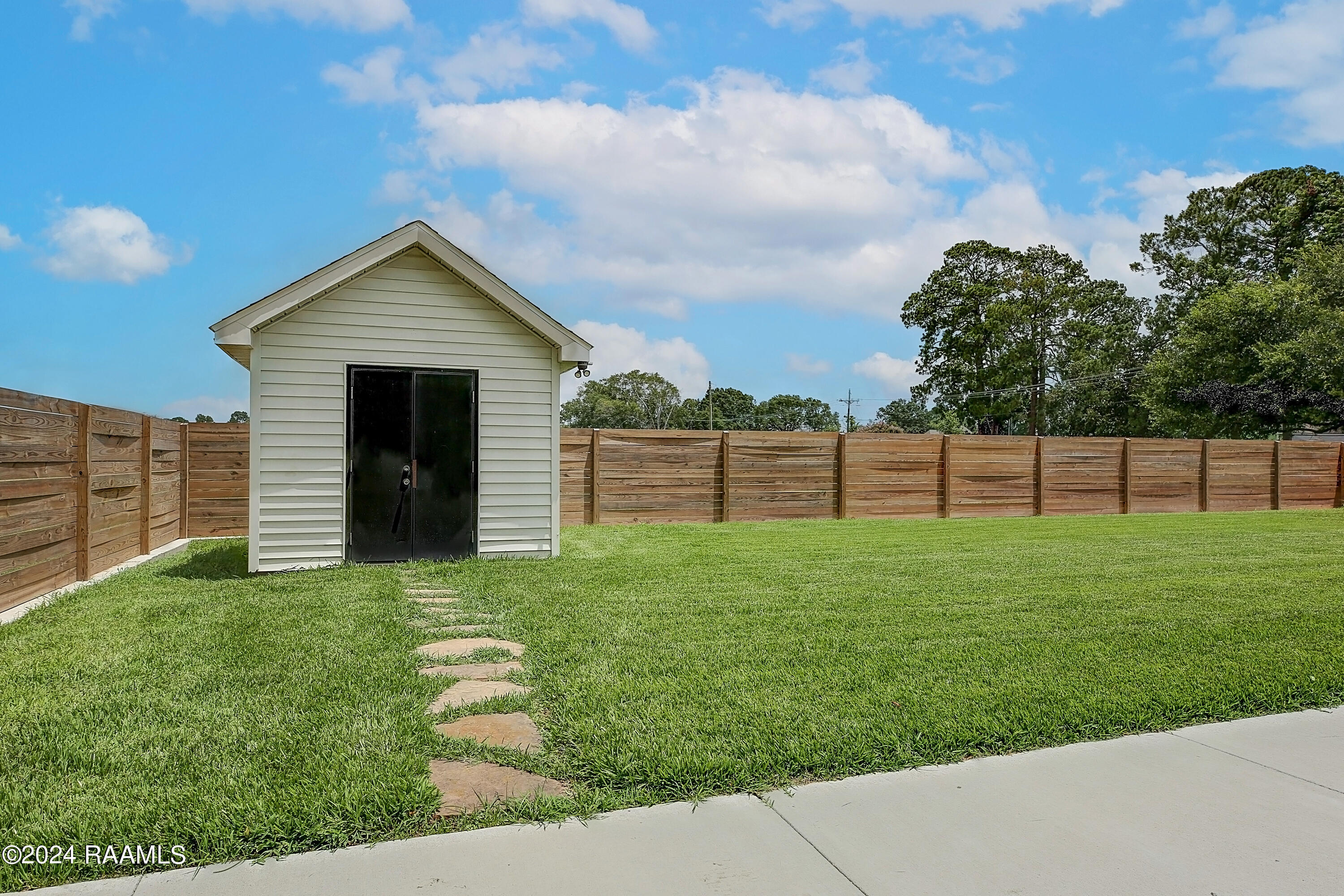 519 Brothers Road Scott, LA 70583 - Photo 28 of 32 519Brothers-26