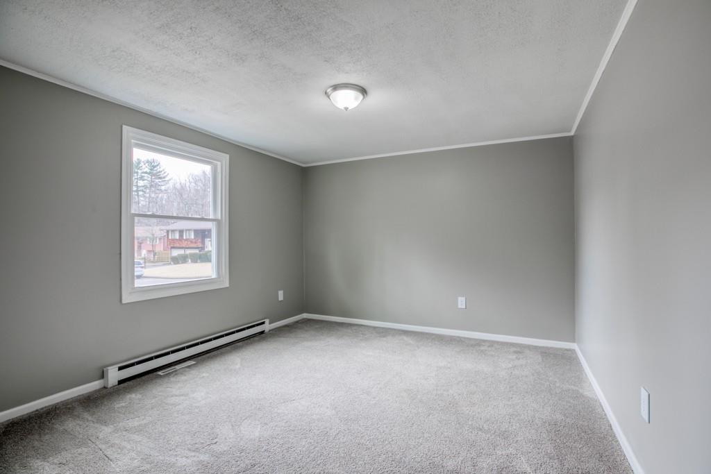 69 Ramblewood Drive Springfield, MA 01118 - Photo 15 of 25