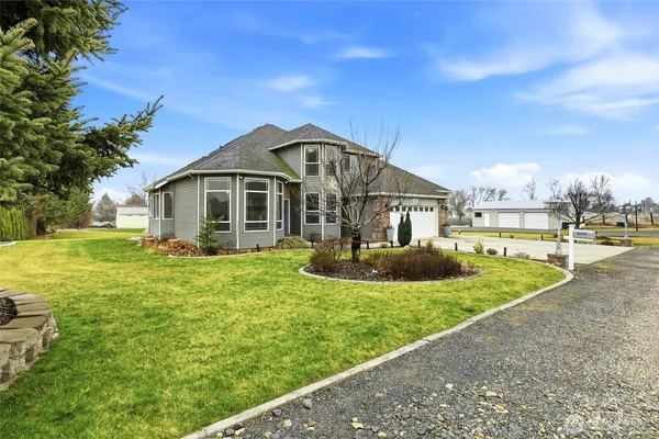 $895,000 | 5620 West Dradie Street, Pasco, WA 99301