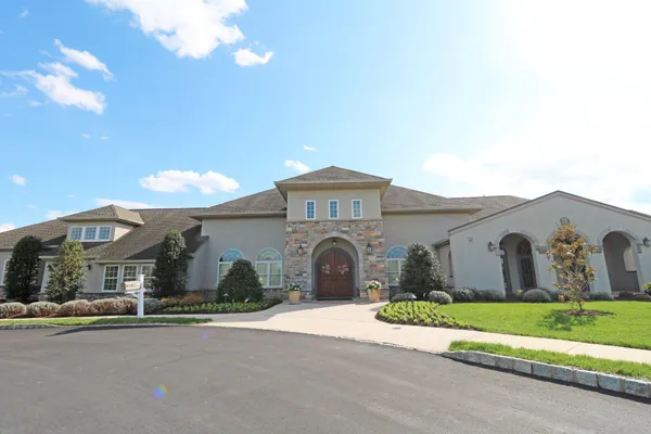 $465,000 | 1630 Dogwood Drive, Garnet Valley, PA 19060