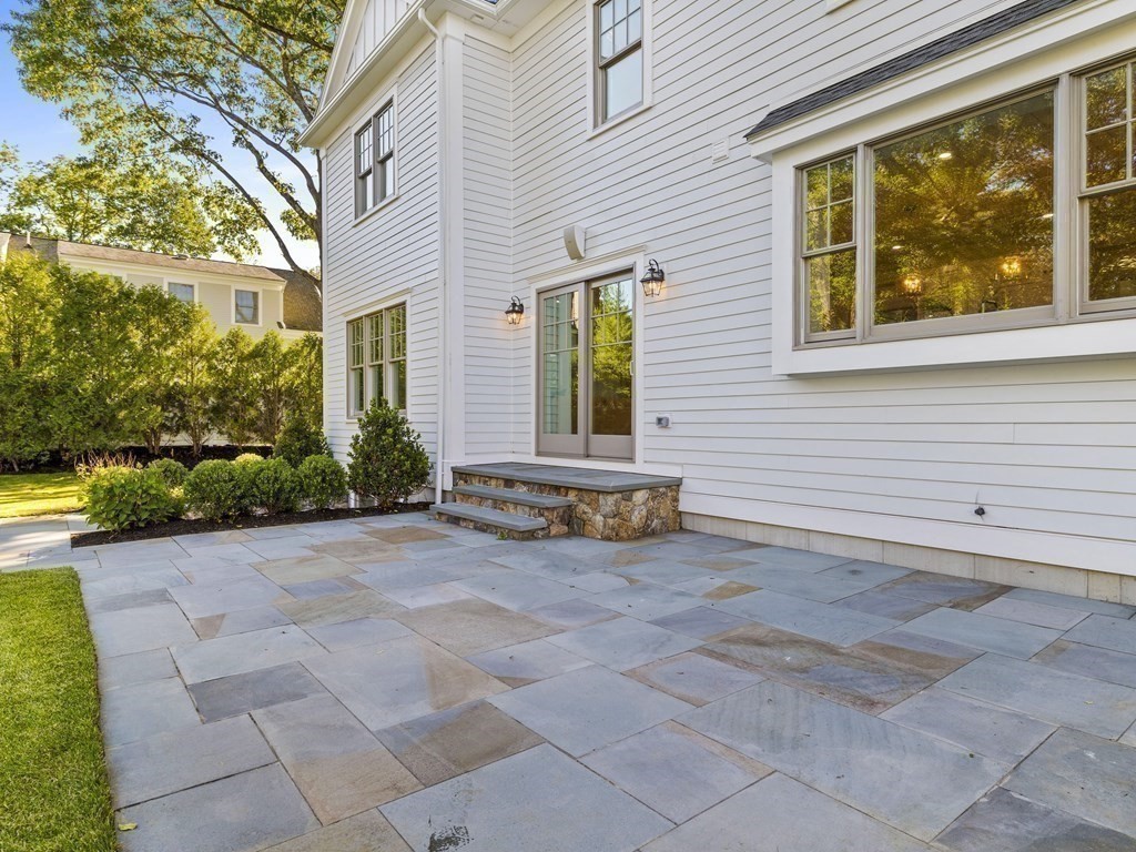146 Lowell Road Wellesley, MA 02481 - Photo 31 of 33