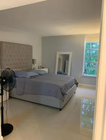 $2,380 | 8810 Fontainebleau Boulevard, Unit 217, Miami, FL 33172