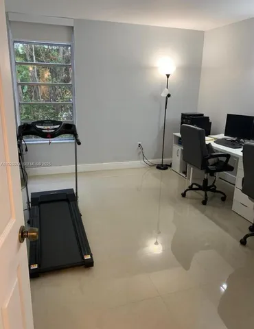 $2,380 | 8810 Fontainebleau Boulevard, Unit 217, Miami, FL 33172