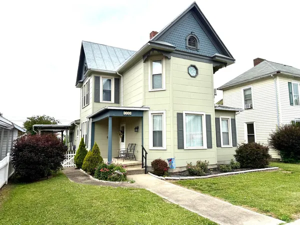 $240,000 | 106 Church Street, Frankfort, OH 45628