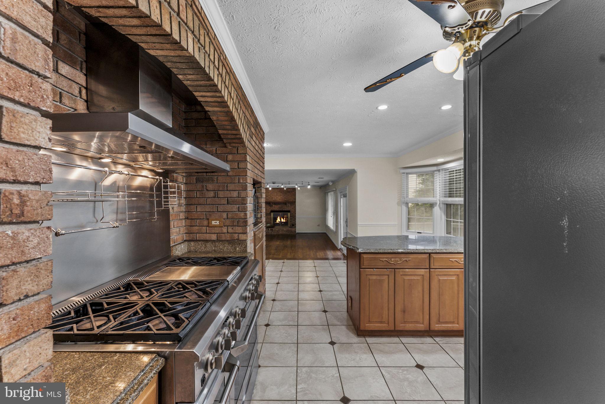 36 Rutherford Circle Sterling, VA 20165 - Photo 19 of 85