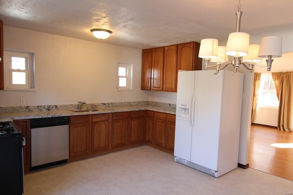 727 Reed Avenue St. Louis, MO 63125 - Photo 3 of 13 Gallery Image 3