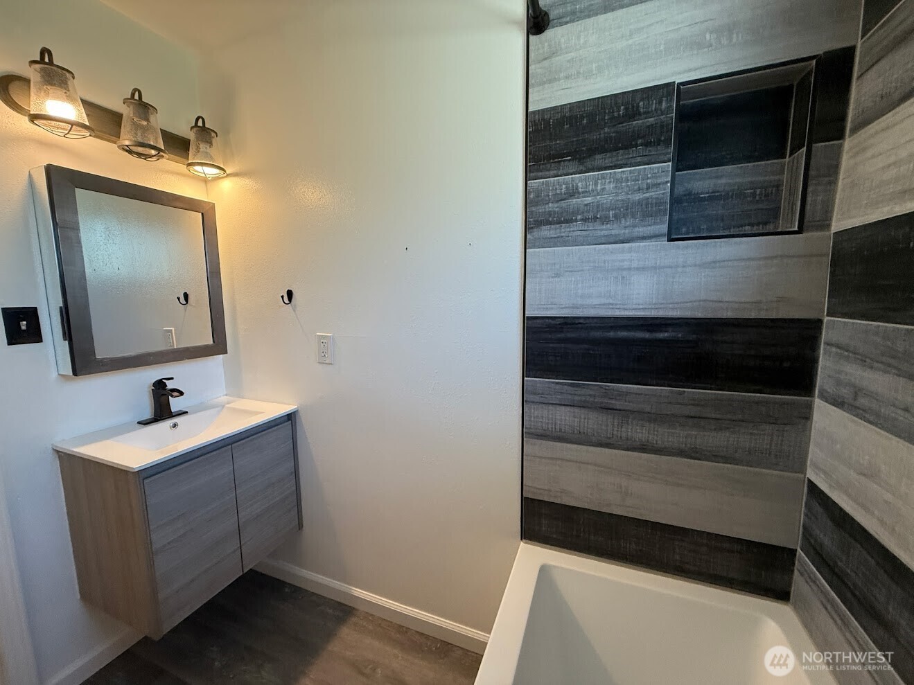 424 Southwest 3rd Street College Place, WA 99324 - Photo 21 of 35