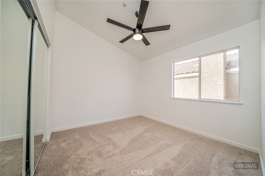 15849 Firethorn Road Fontana, CA 92337 - Photo 27 of 41