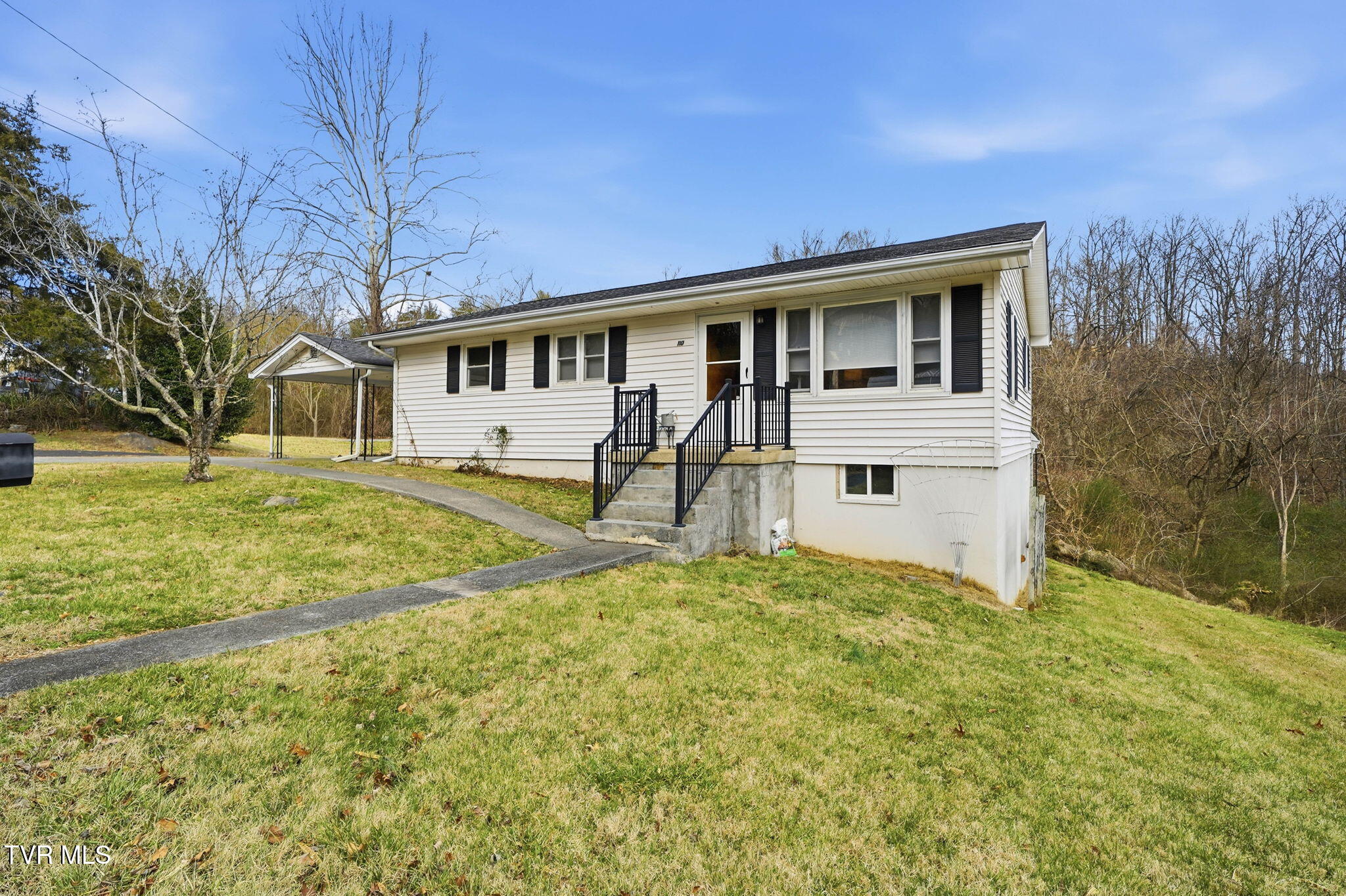 110 Taylortown Road Johnson City, TN 37601 - Photo 2 of 25 19-web-or-mls-110 Taylortown Rd-3