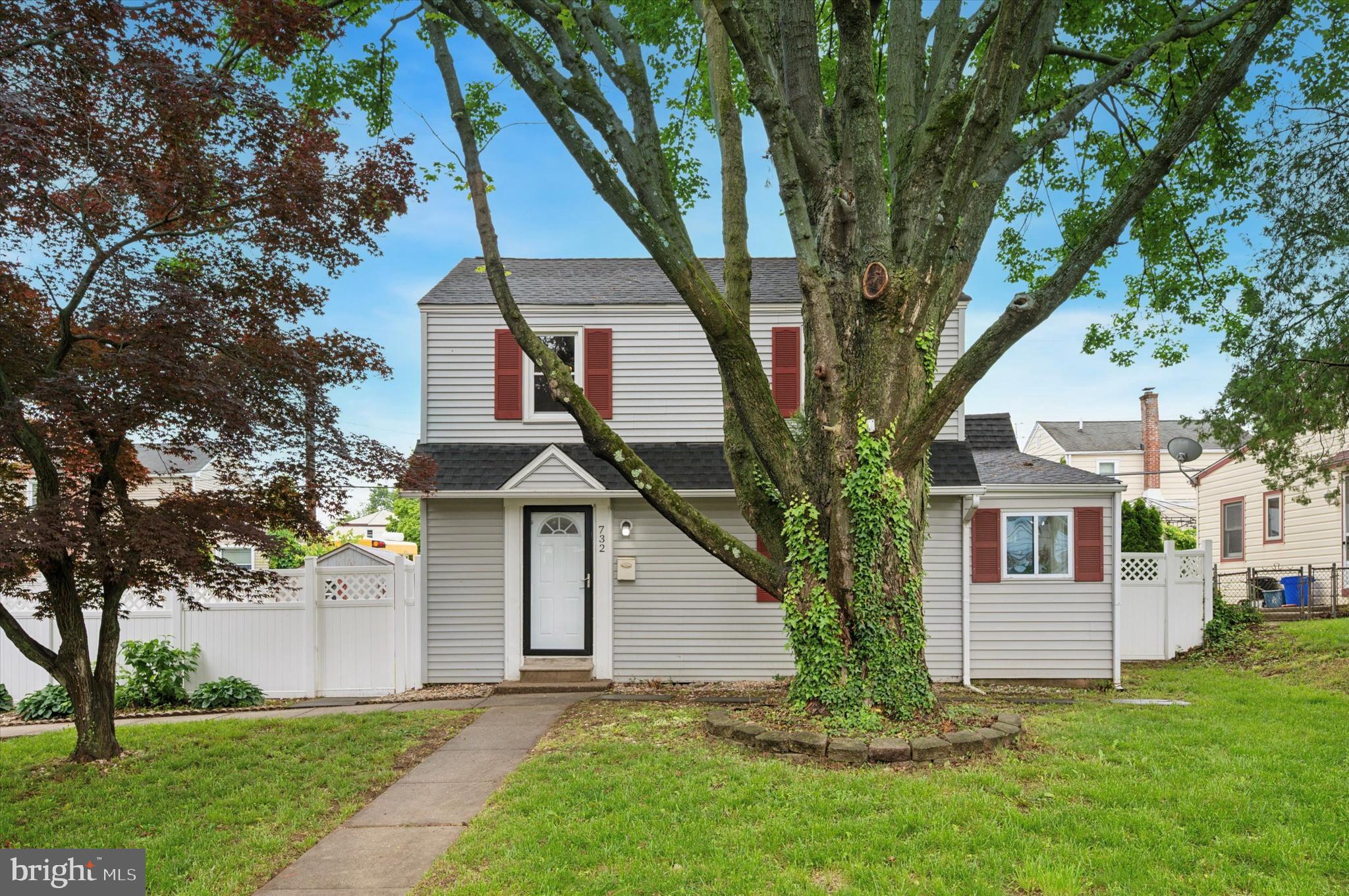 732 Thorndale Road Aldan, PA 19018 - Photo 1 of 15 Gallery Image 1