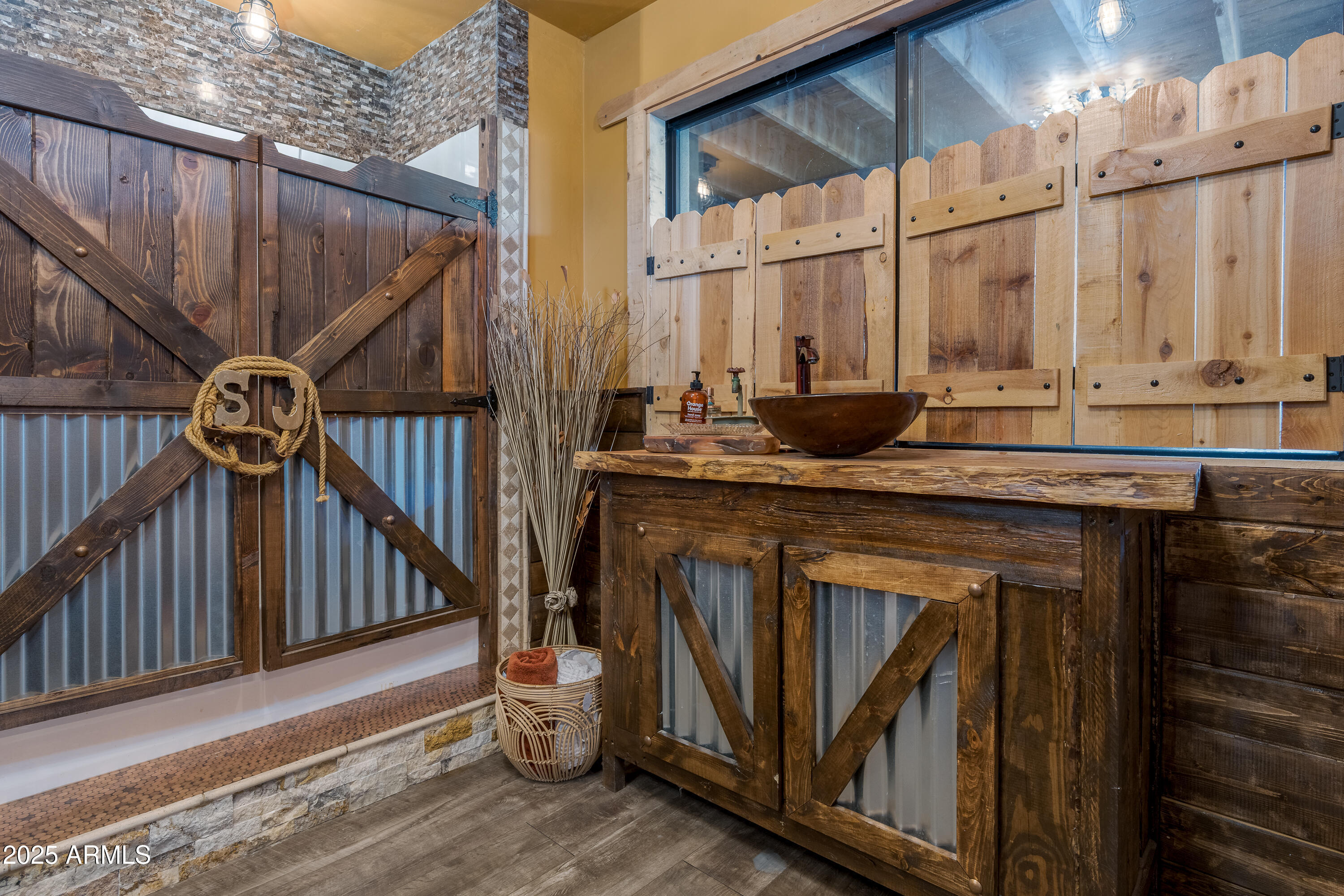 4907 East Viva Road Sedona, AZ 86336 - Photo 45 of 62 4907 Viva Rd Sedona AZ-66