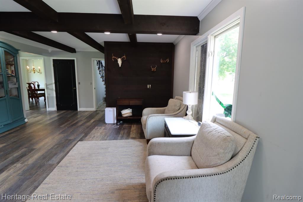 445 Mack Road Leonard, MI 48367 - Photo 18 of 41 Gallery Image 18