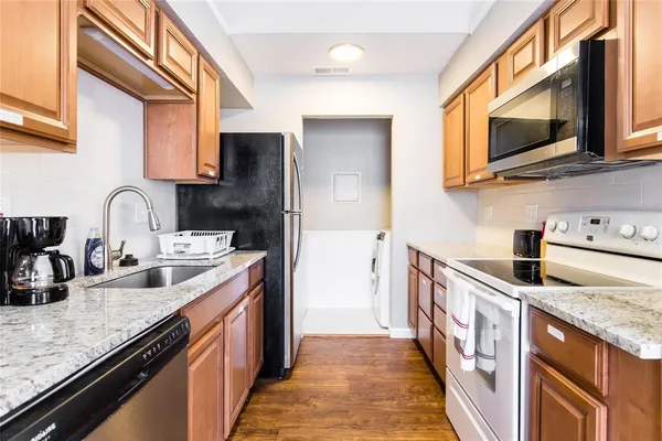 $1,995 | 2240 Tarpley Road, Unit 342, Carrollton, TX 75006