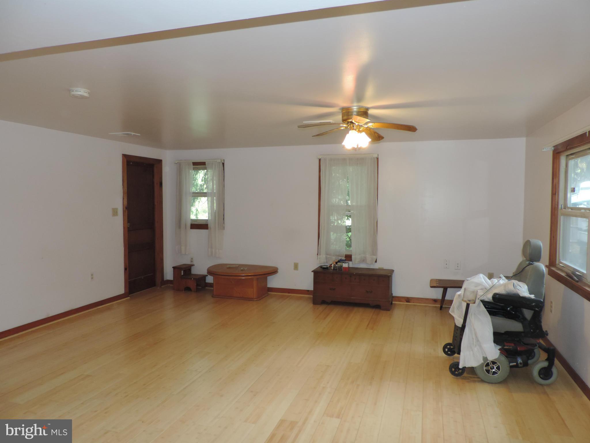 1133 Boyd Road Street, MD 21154 - Photo 4 of 17 Living Room