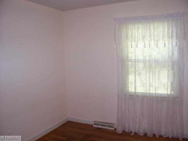 1495 Runabout Road Pfafftown, NC 27040 - Photo 8 of 12 2nd Bedroom.
