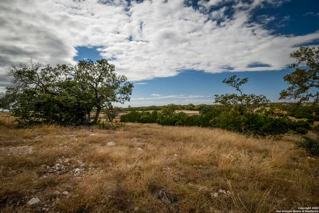 $199,000 | 30 Buckskin Path, Fredericksburg, TX 78624
