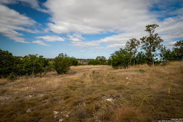 $199,000 | 30 Buckskin Path, Fredericksburg, TX 78624