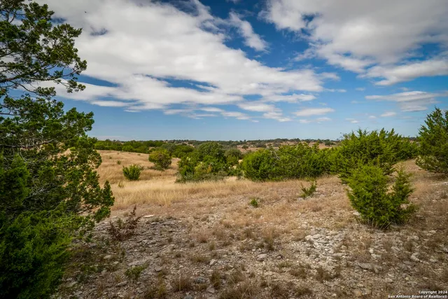 $199,000 | 30 Buckskin Path, Fredericksburg, TX 78624