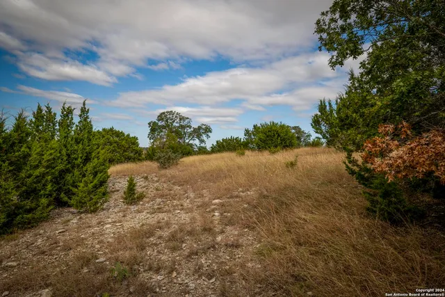 $199,000 | 30 Buckskin Path, Fredericksburg, TX 78624