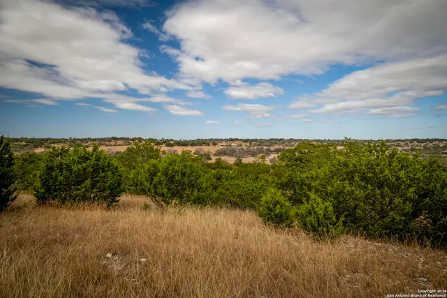 $199,000 | 30 Buckskin Path, Fredericksburg, TX 78624