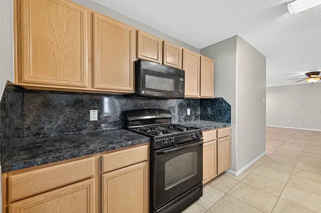 $1,800 | 3343 Apple Dale Drive, Houston, TX 77084