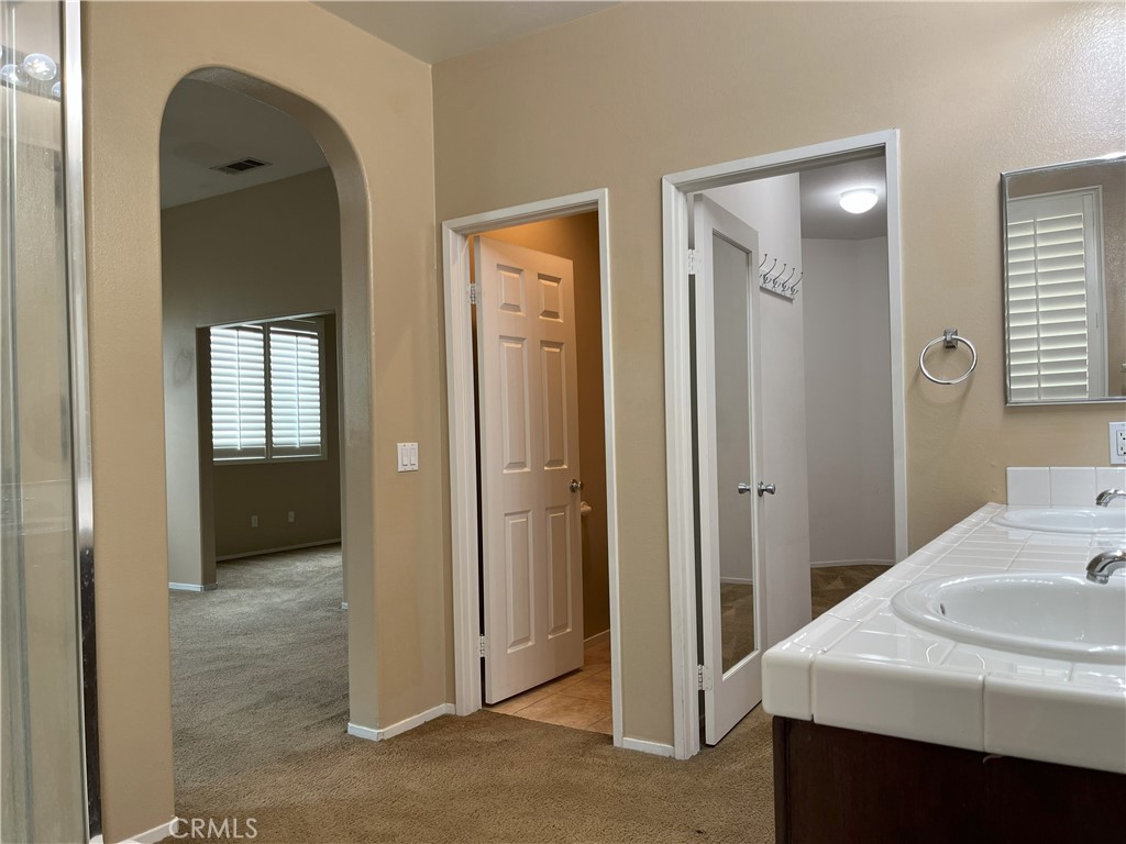 12758 Royal Palm Lane Riverside, CA 92503 - Photo 15 of 20