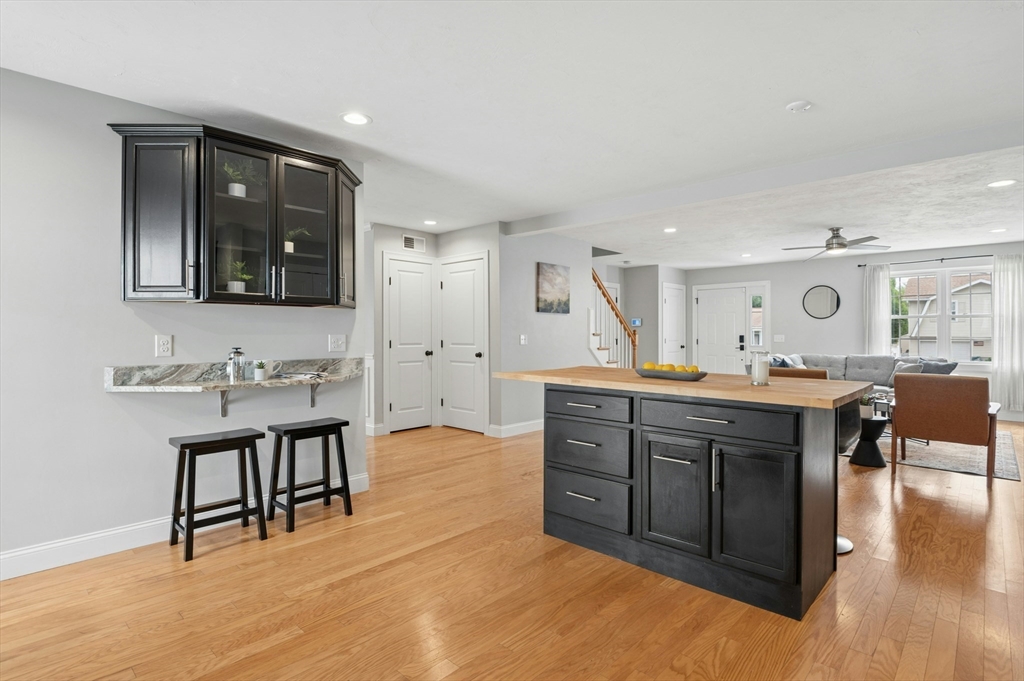 129 Derby Street Worcester, MA 01604 - Photo 14 of 41