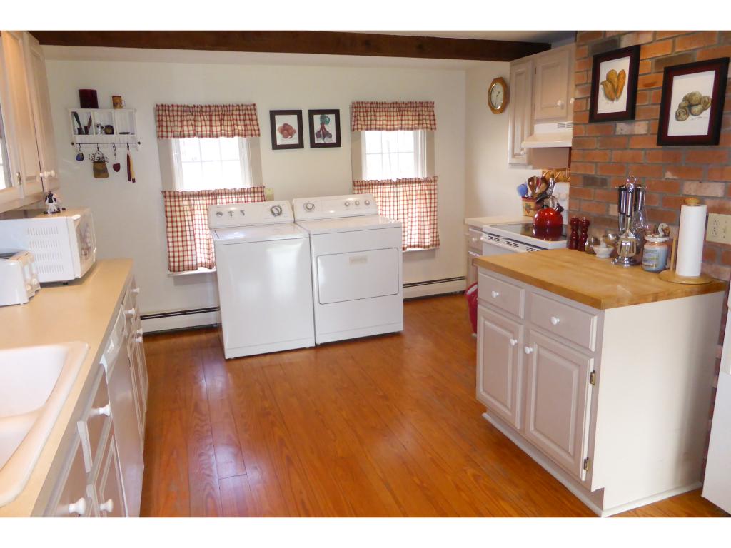2368 Chapel Road Bennington, VT 05201 - Photo 15 of 35 Gallery Image 15