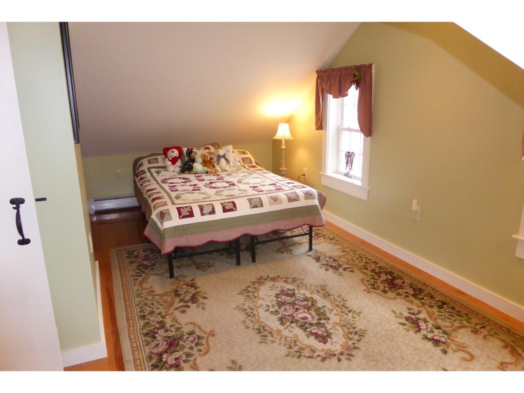 2368 Chapel Road Bennington, VT 05201 - Photo 28 of 35 Gallery Image 28