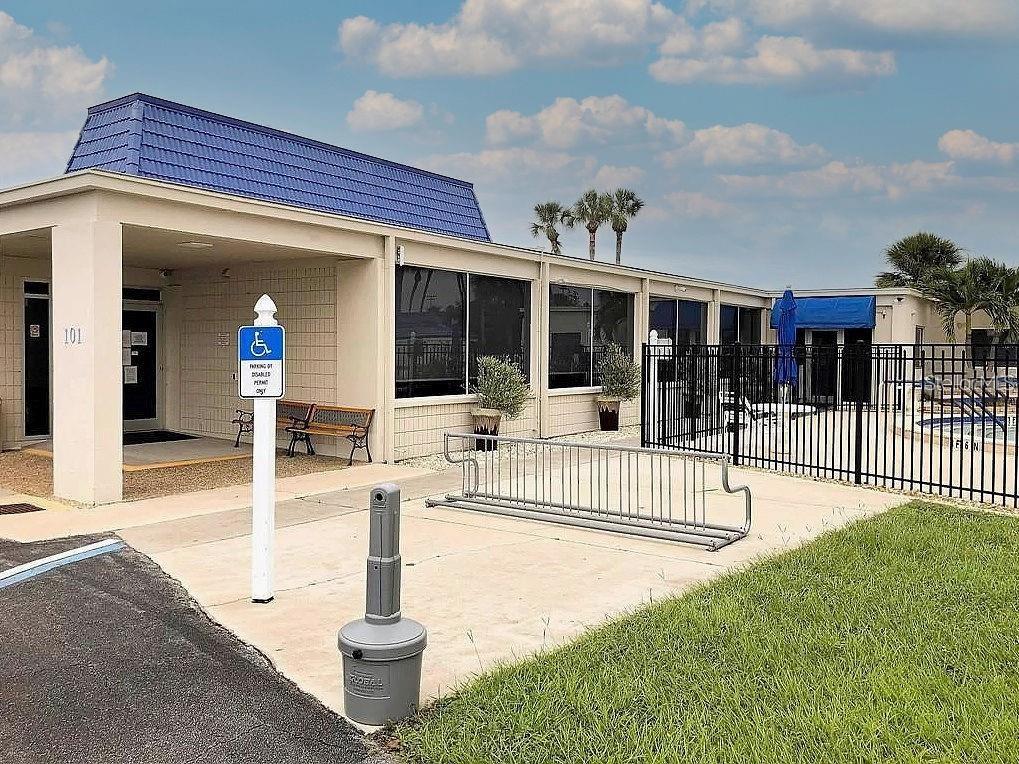 706 Roma Road Venice, FL 34285 - Photo 19 of 24 a view of a house with a patio