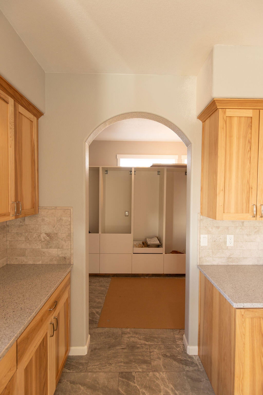 23775 Dodds Road Bend, OR 97701 - Photo 19 of 67 Entrance to pantry from Kitchen.