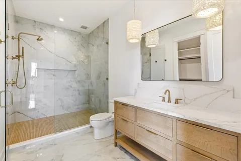 $6,246,996 | 818 Brentview Drive, Nashville, TN 37220