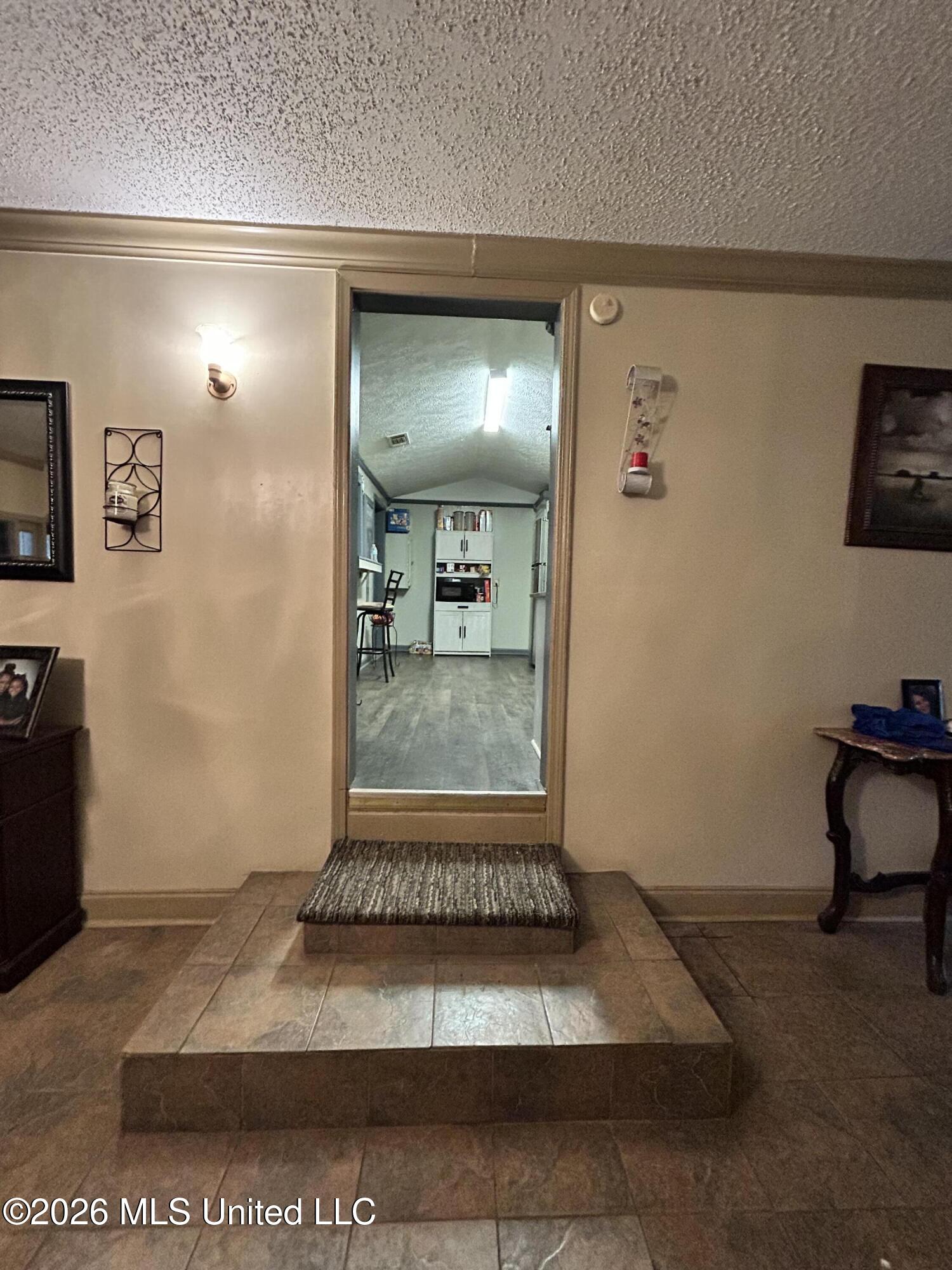 1083 Jones Road Edwards, MS 39066 - Photo 17 of 30 IMG_5657