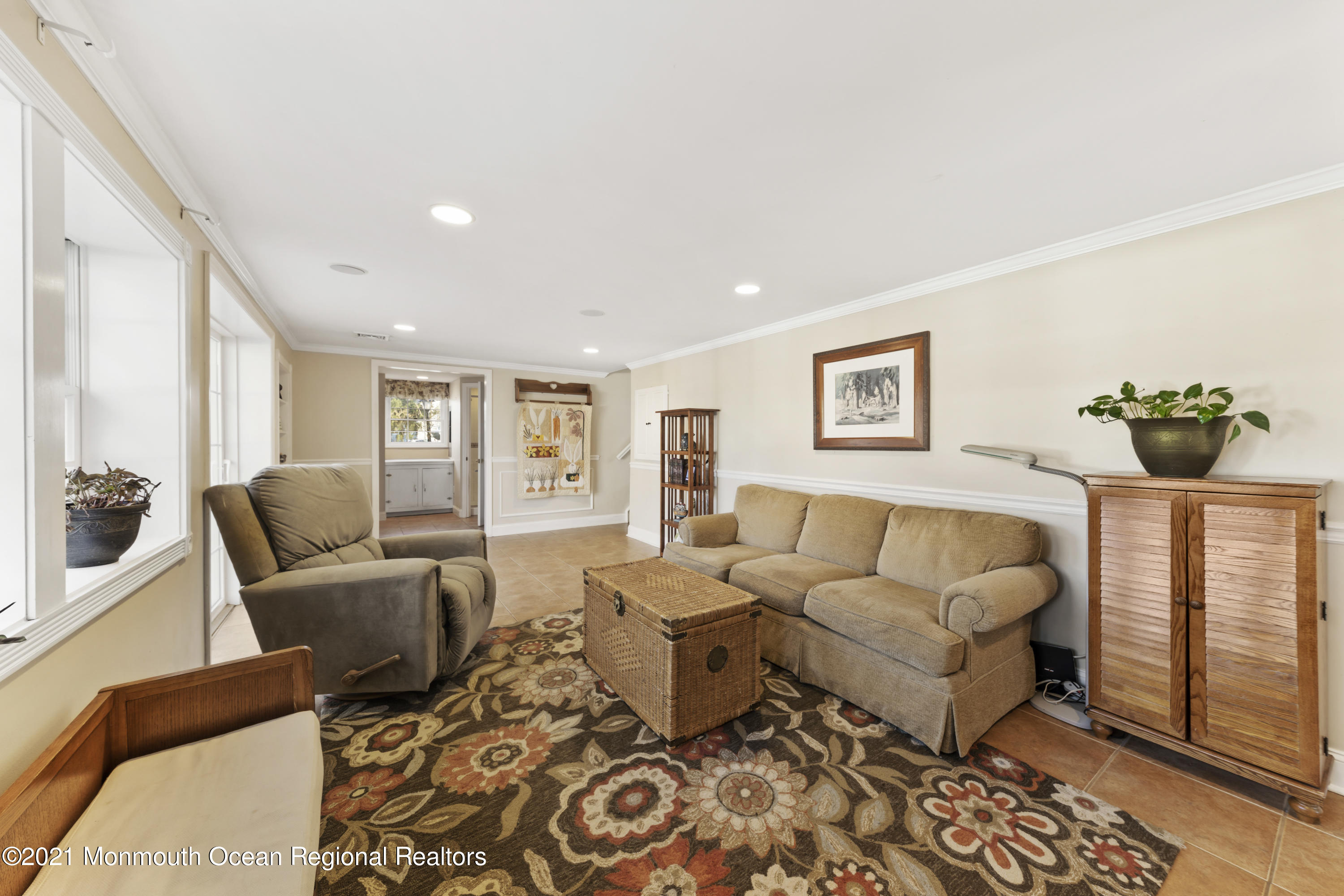 32 Chestnut Ridge Road Holmdel, NJ 07733 - Photo 18 of 24 Family Room