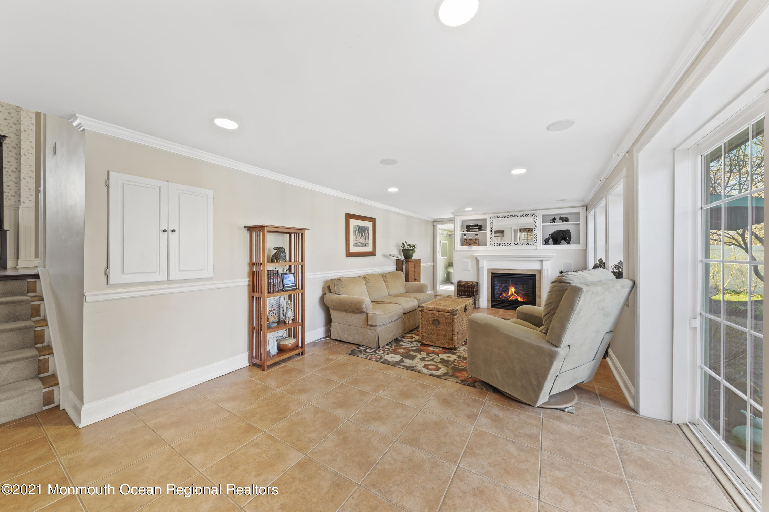 32 Chestnut Ridge Road Holmdel, NJ 07733 - Photo 19 of 24 Family Room