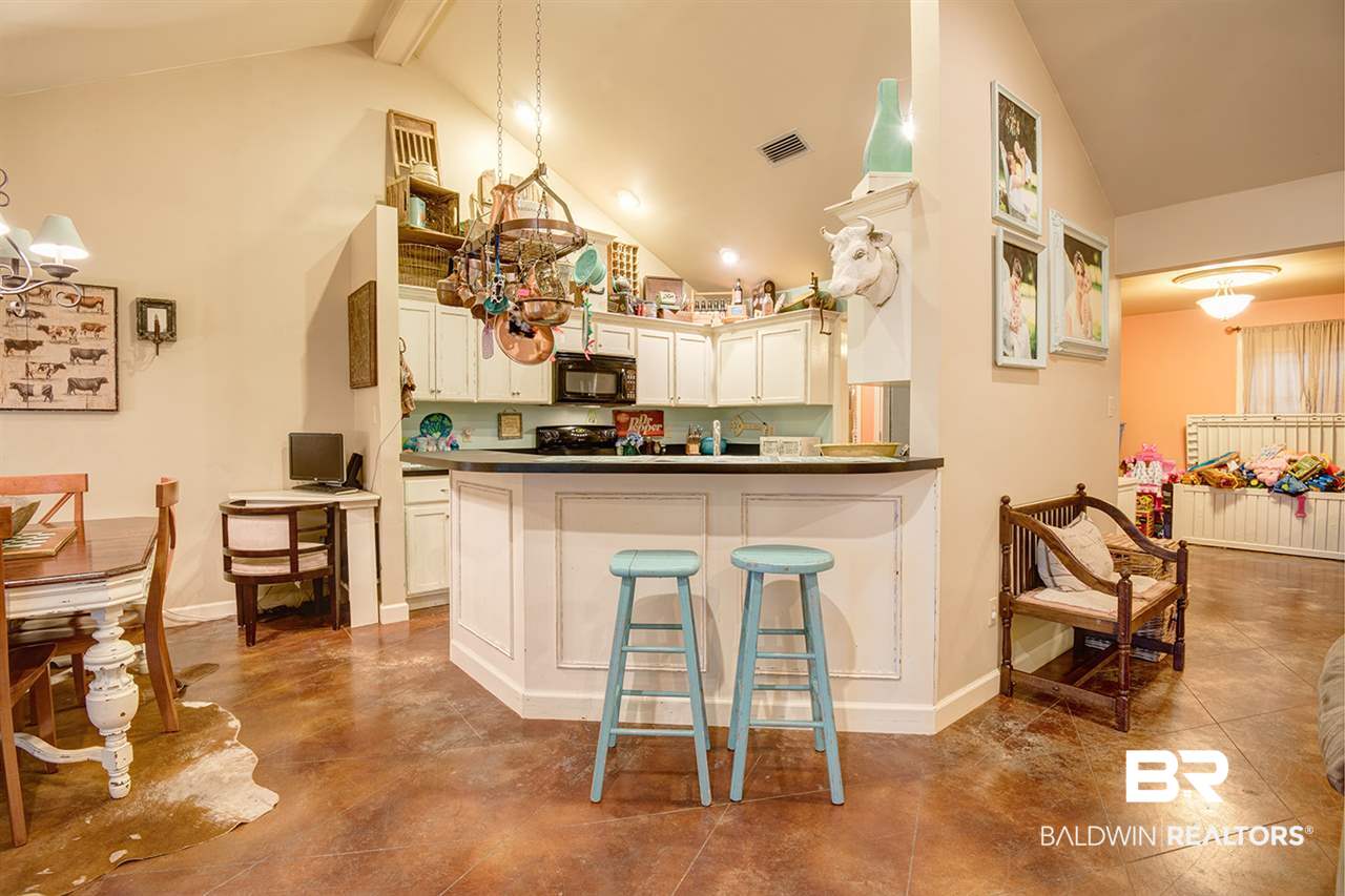 21901 2nd Street Silverhill, AL 36576 - Photo 11 of 29 Breakfast Bar