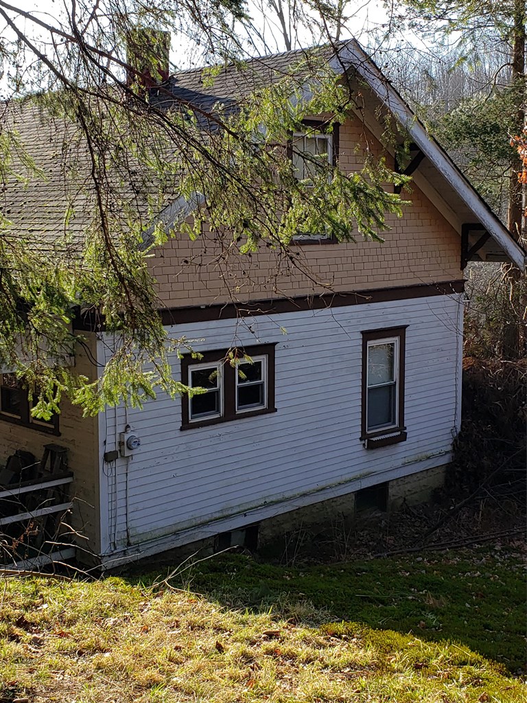233 Halyday Run Road Oil City, PA 16301 - Photo 3 of 7