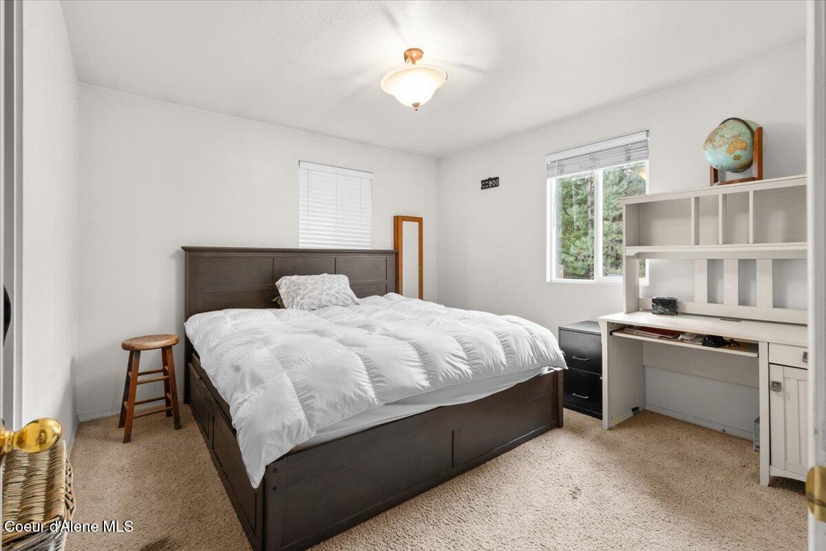 286 East Dufort Road Sagle, ID 83860 - Photo 12 of 37 12-IMG_9850