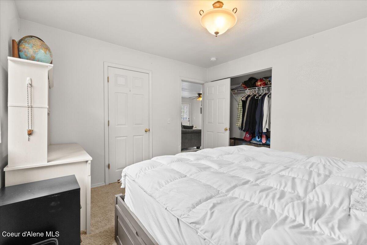 286 East Dufort Road Sagle, ID 83860 - Photo 13 of 37 13-IMG_9853