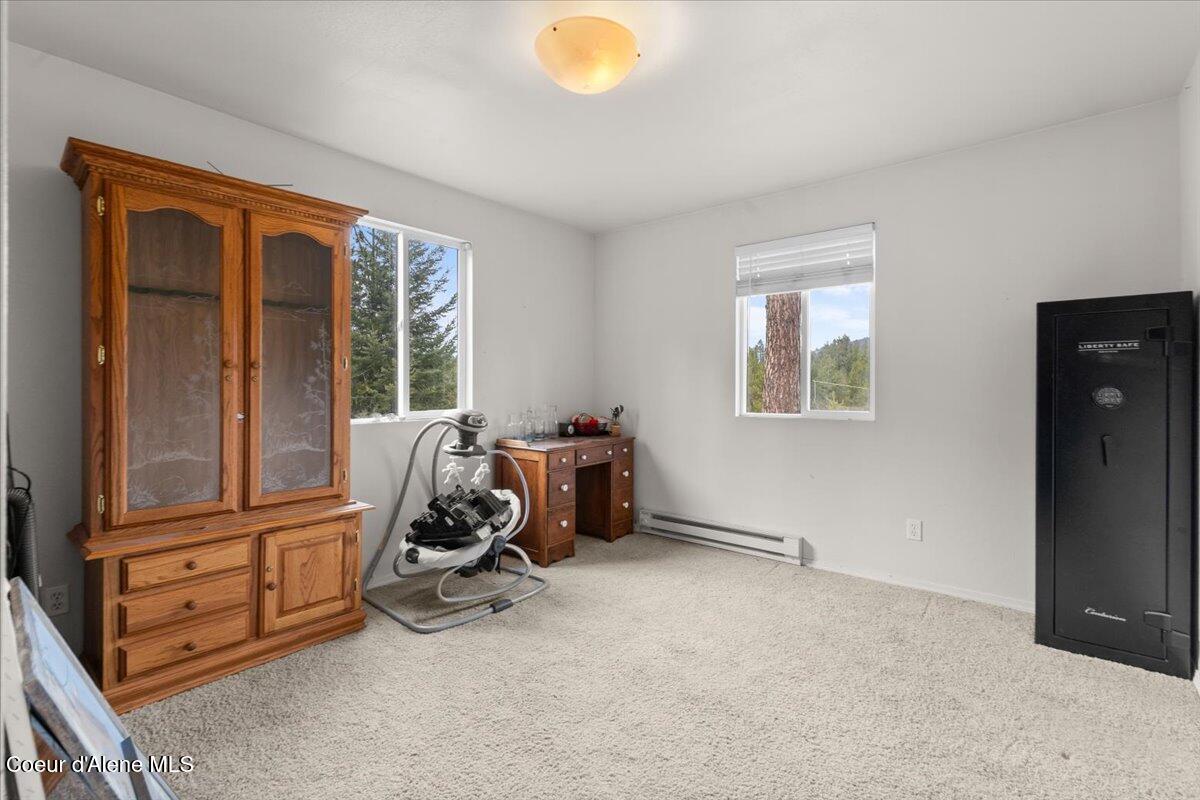 286 East Dufort Road Sagle, ID 83860 - Photo 17 of 37 17-IMG_9868