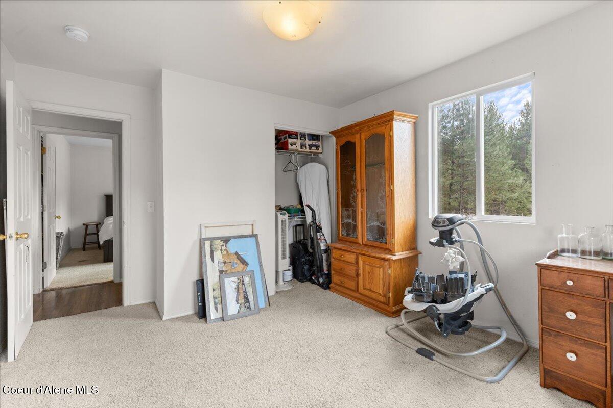 286 East Dufort Road Sagle, ID 83860 - Photo 18 of 37 18-IMG_9871