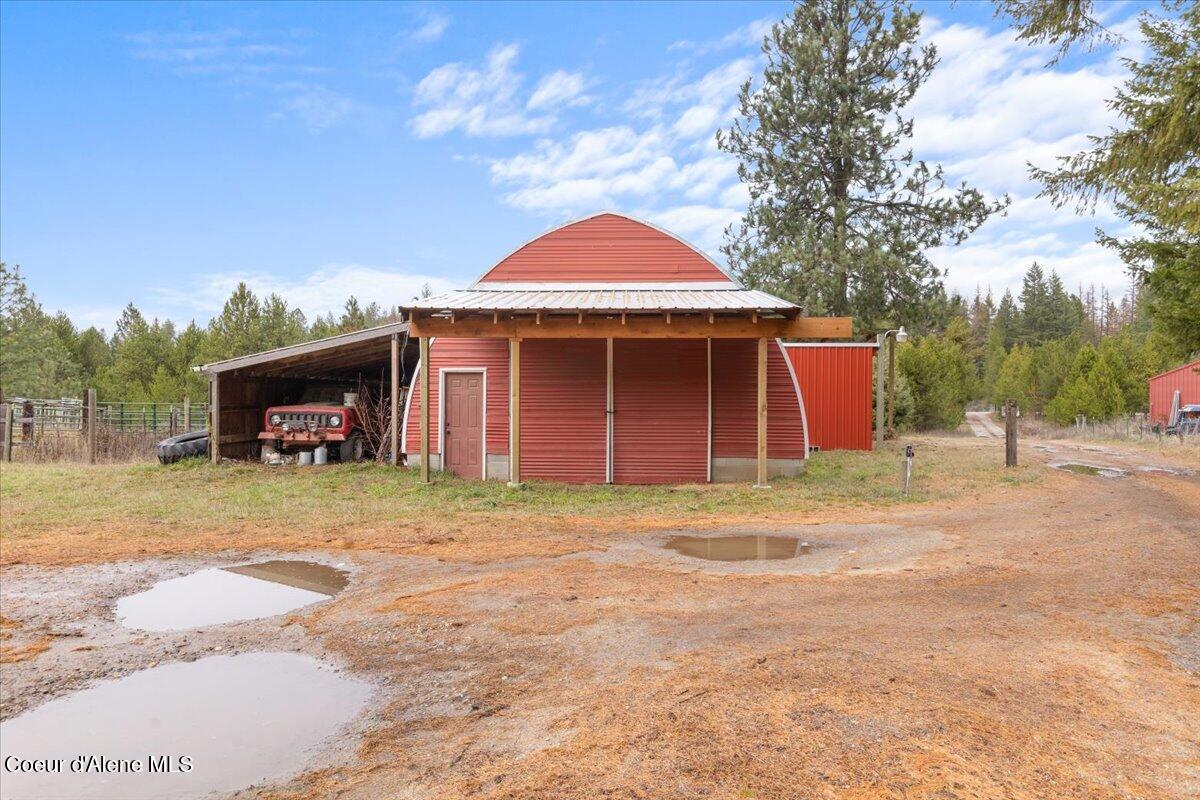 286 East Dufort Road Sagle, ID 83860 - Photo 32 of 37 32-IMG_9919
