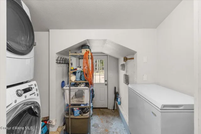 $519,900 | 286 East Dufort Road, Sagle, ID 83860