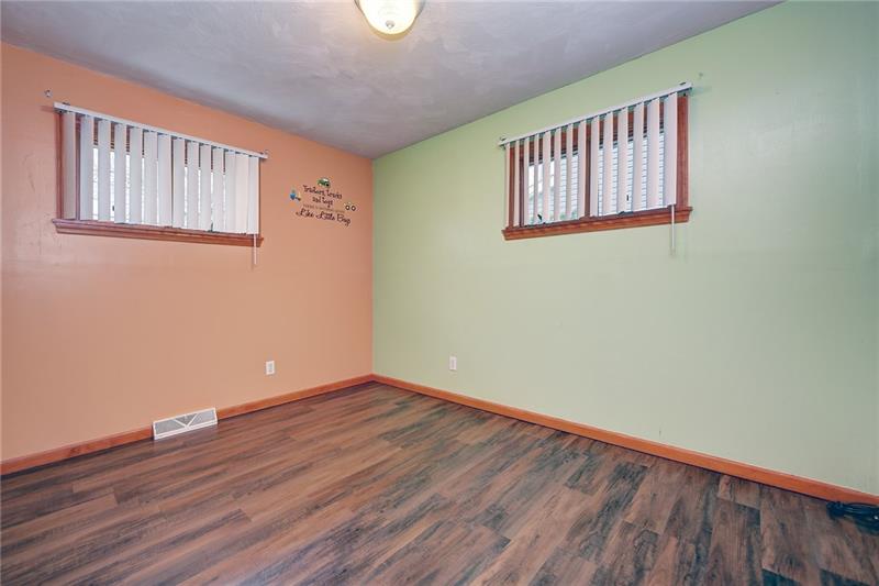 1038 Ohio Avenue Monaca, PA 15061 - Photo 15 of 25