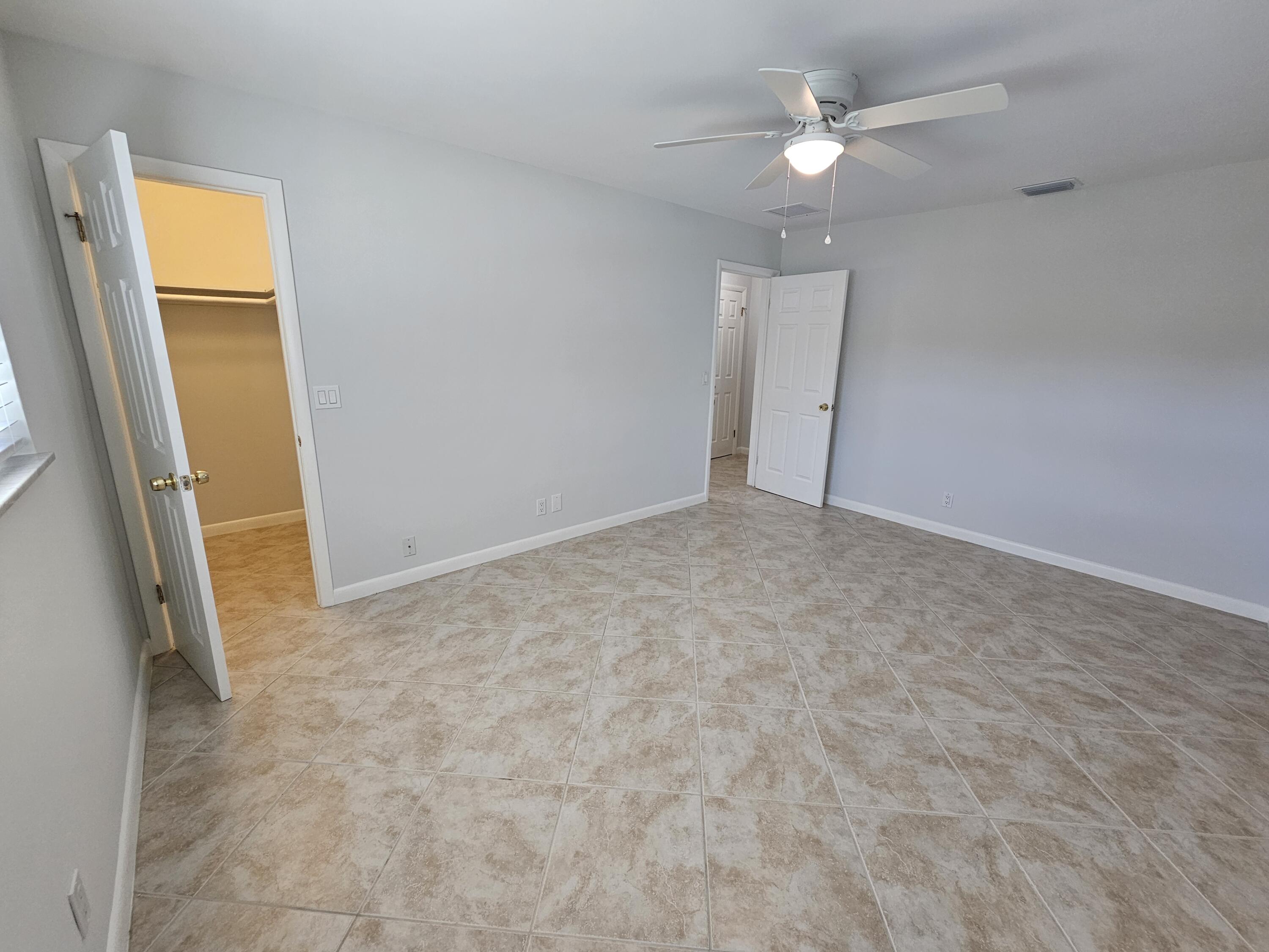 355 Franklin Road Tequesta, FL 33469 - Photo 19 of 33 Guest bdrm with walk in closet